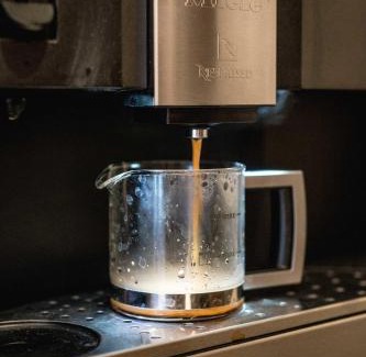 Queen's Gate Villa | -Air con- Luxury Townhouse - High St Kensington!