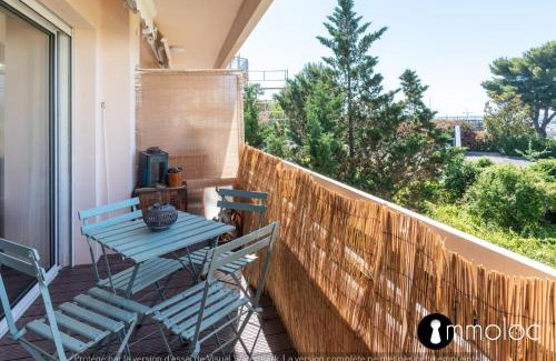 Saint-Laurent-du-Var Apartamento | Air-conditioned apartment facing the port of Saint Laurent with 2 bedrooms