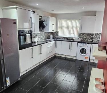 Stonnall Apartamento | Airbnb Palace