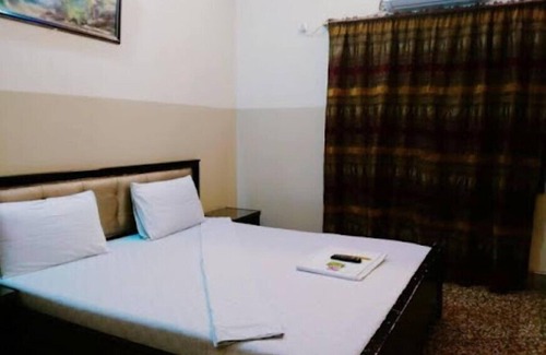 Karachi Hotel | Airport Guest House