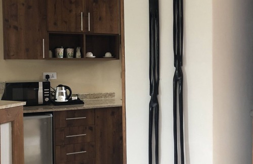 Arusha Cabina | Airport Planet Lodge at Kilimanjaro Airport