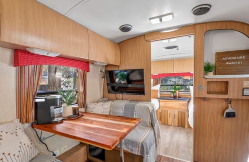 Dunsmuir Apartamento | Airstream - (White Oak)
