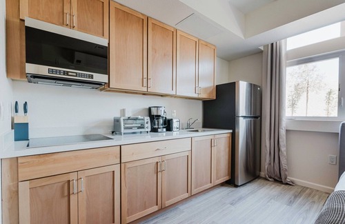 South Berkeley Apartamento | Airy Berkeley Studio w/ W/D & A/C, nr Cafes & Bakeries, by Blueground