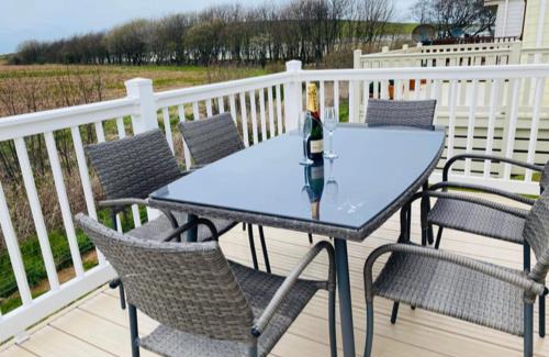 Girvan Casa | AJL Caravan Rentals
