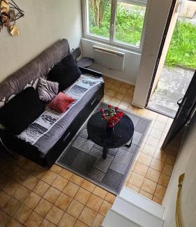 Pau-Sud Apartamento | Akan