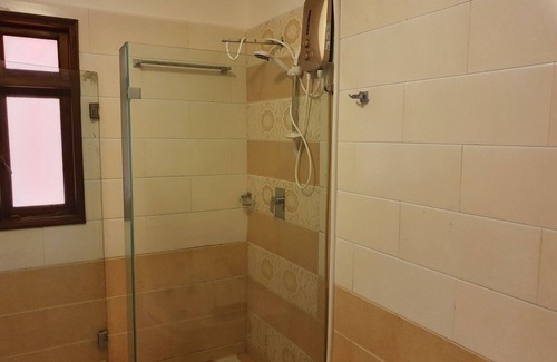 Mombasa Complejo | Akinyi's Premium 3 Bedroom luxery Apartment