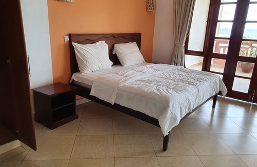 Mombasa Complejo | Akinyi's Premium 3 Bedroom luxery Apartment