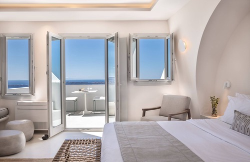 Imerovigli Hotel | Akra Suites & Spa