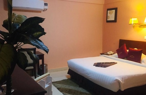 Sekondi-Takoradi Cama Y Desayuno | Akroma Plaza Hotel