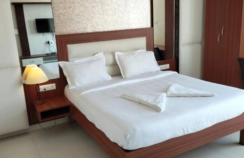 Bengaluru Hotel | AKSHATHA HOME STAY