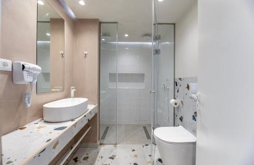 Marmari Hotel | Akti Coast Club