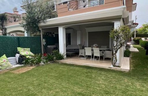 Alacati Casa | Alaçatı çarşıda, özel havuzlu 4 odalı villa