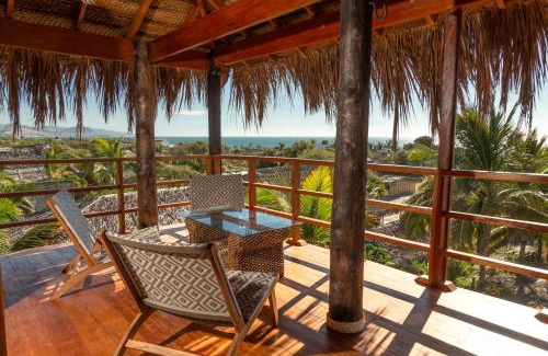 Vichayito Hotel | ALAS Y ARENA