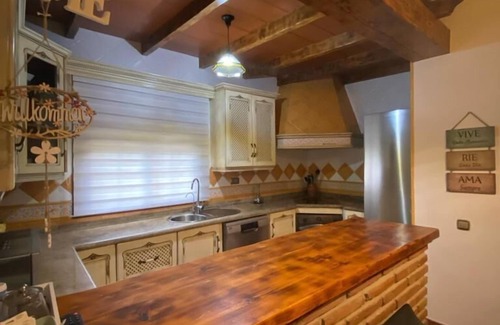 Setenil de las Bodegas Casa | Casa Rural Albarracín