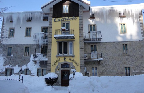 Roncoscaglia Hotel | Albergo Capriolo
