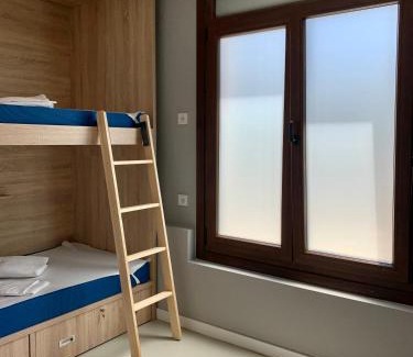 Caldas de Reis Hostal | Albergue GBC Caldas