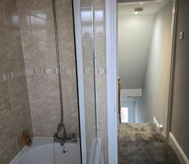 Darlington Casa | Aldam House