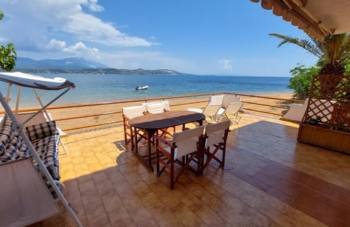 Kefalonia Apartamento | Alekos Beach Houses-Waters Edge