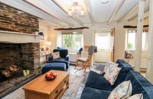 Chillington Casa | Alexander's Cottage