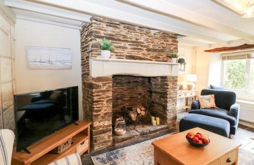 Chillington Casa | Alexander's Cottage