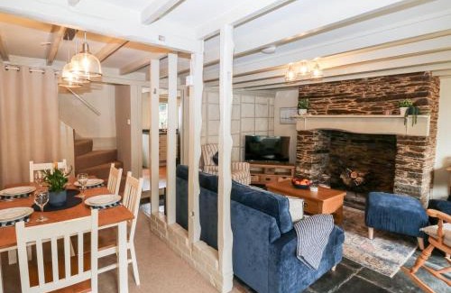 Chillington Casa | Alexander's Cottage