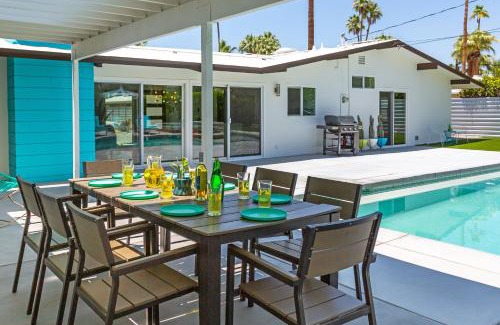 Palm Springs Villa | Alexander Sunrise by ACME House Company