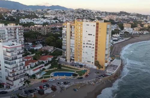 Sitio de Calahonda Apartamento | Alhamar Sky