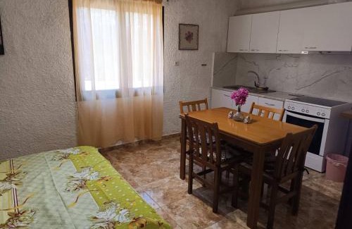 Chalcis Apartamento | Alikes Apartment