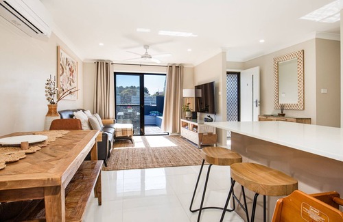 Culburra Beach Casa | Alkira - Pet Friendly - 4 Mins Walk to Beach