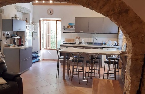 Isolaccio-di-Fiumorbo Apartamento | Pietrapola. alquiler junto al spa, aire acondicionado, terraza privada