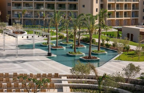 Sahl Hasheeh Complejo | All-Inclusive Stay: 3 Family Rooms, Heated Pools, Game Room, Spa & Aquapark Fun