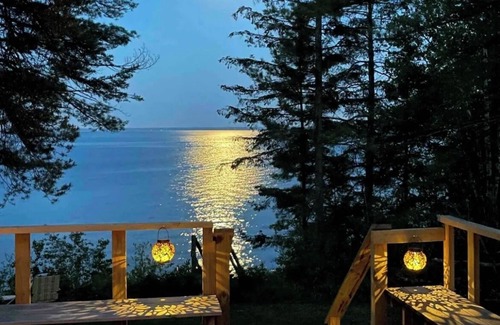 Washburn Cabaña | All season cottage with sauna overlooking the private beach on Lake Superior