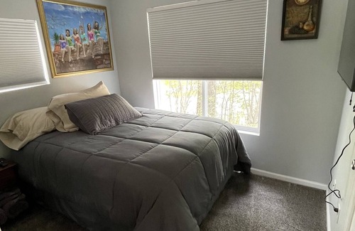 Fox Lake Casa | All Season Cozy Cottage