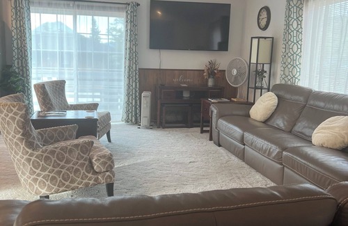 Ketchikan Apartamento | All Season Retreat-easy access to sights & fishing.
