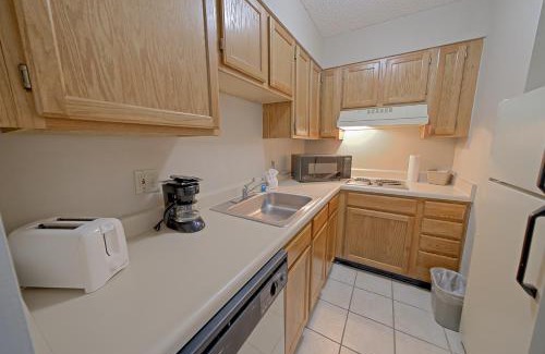 Pigeon Forge Hotel | All Season Suites