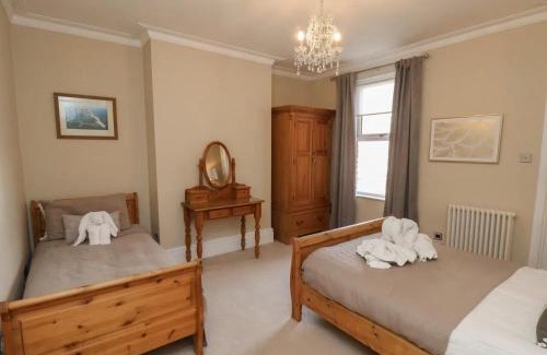 Muston Casa | All Seasons House