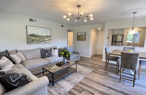 Pinehurst Condominio | All Teed Up ... Walk to Pinehurst Resort Clubhouse!
