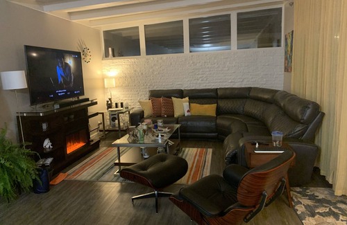 Welby Casa | All the comforts of home 15 minutes from downtown Denver