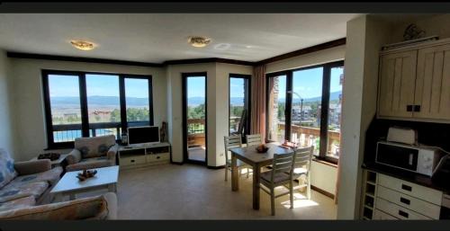 Razlog Apartamento | ALL VIEW in Golf Resort