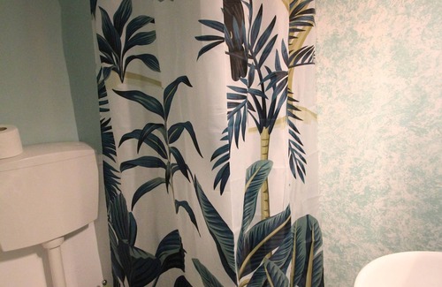 Aegina Town Casa | Alley Studio 2 by Frangki