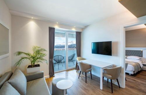 New Boulevard Hotel | Alliance Palace In Aparthotel