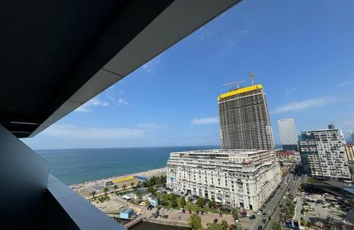 New Boulevard Apartamento | Alliance palace sea view