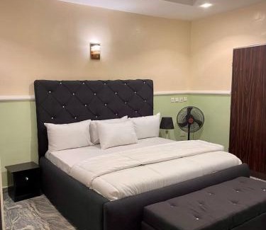Abuja Apartamento | Allover suites & exclusive apartment