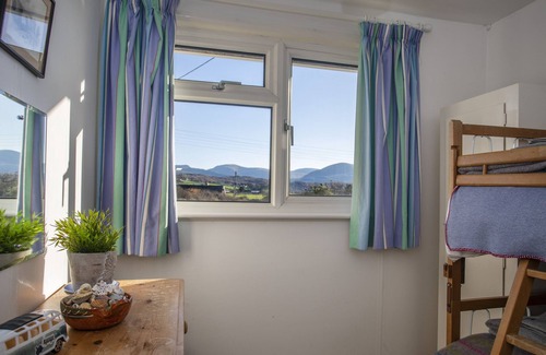 Llanfair Cabaña | Allt y Mor