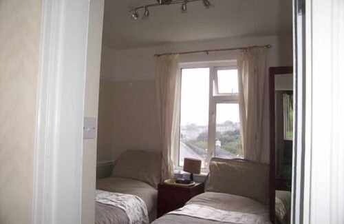 Stoke Cama Y Desayuno | Alma Lodge Guest House