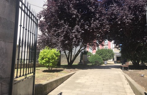 Burgos Apartamento | alMirante Burgos centro tranquila VUT 09/212