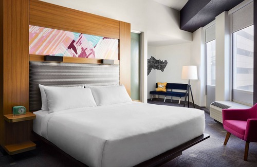 Leawood Hotel | Aloft Leawood-Overland Park