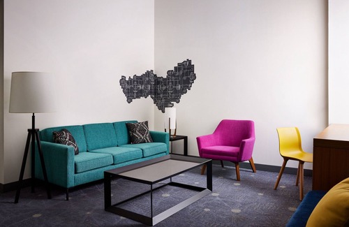 Leawood Hotel | Aloft Leawood-Overland Park