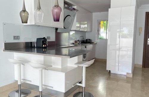 Marbella Apartamento | Aloha Hill Club Exclusive Apartment with Premier Resort Amenities