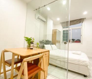 District 10 Hotel | Aloha House Apartment